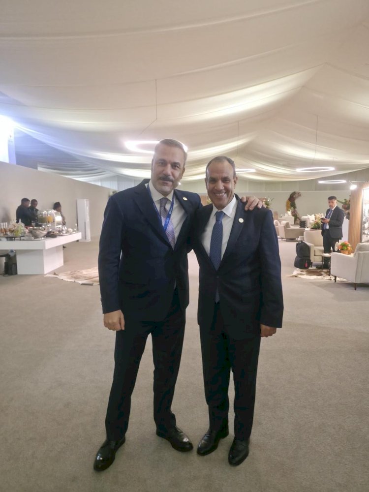 وزير الخارجية يلتقي وزير خارجية تركيا علي هامش قمة العشرين