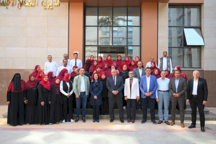 "مايا" تتفقد مديرية التضامن الاجتماعي بمحافظة الوادي الجديد