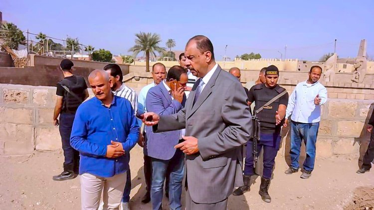 محافظ سوهاج يوجه بسرعة تطوير ورفع مستوى الخدمات بمنطقة " ميريت آمون "