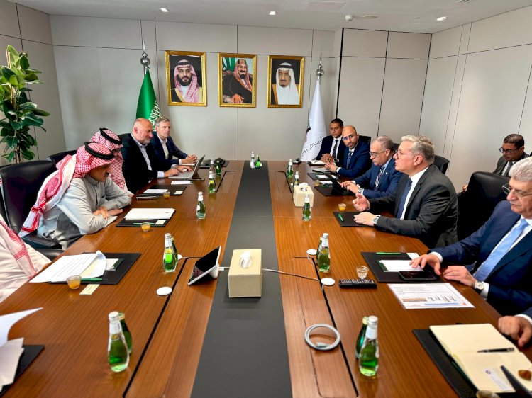 وزير البترول يبحث فرص الشركات المصرية في أعمال مشروع نيوم بالسعودية