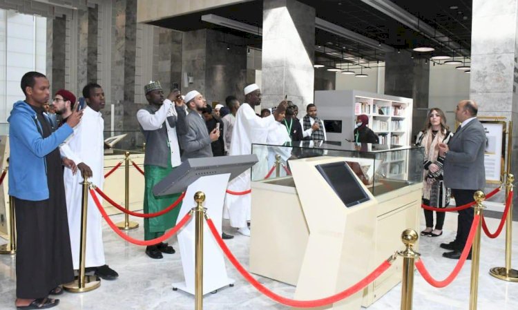 المشاركين في المسابقة العالمية للقرآن في زيارة المعالم الثقافية بالعاصمة الجديدة