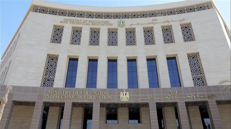 التعليم تحدد موعد امتحانات النقل.. وتؤكد: لا وقف للدراسة