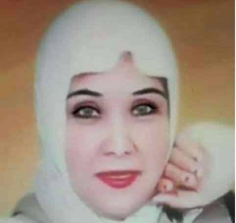 العزلة في زمن الشبكات الاجتماعية ..بقلم: هدى حجاجي أحمد