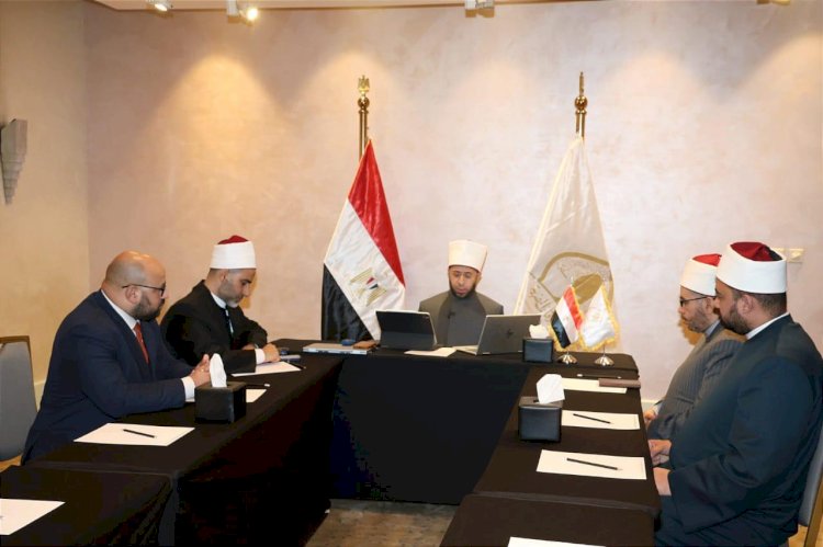 وزير الأوقاف يشارك في مناقشة أطروحة دكتوراه بأكاديمية بلغار