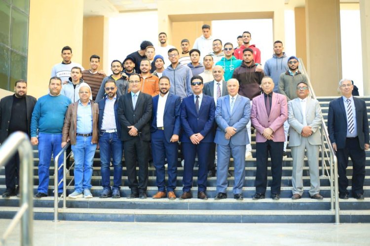 نائب محافظ سوهاج : التعليم الحقيقي يقاس بخدمة المجتمع ودعم المتفوقين