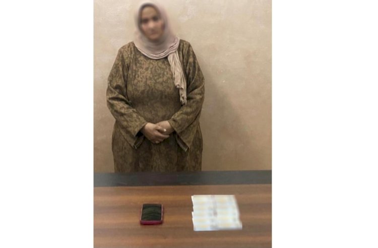 ضبط متهمة بحوزتها بطاقات شخصية خاصة بالمواطنين لحثهم التصويت لصالح مرشح