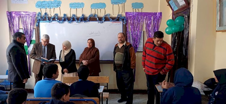 انضباط وإشادة بمدرسة عمر بن الخطاب الإعدادية بأبو تشت