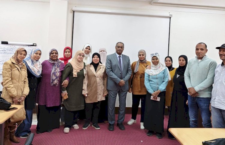 جامعة قنا تنفذ برنامج المدير الإداري والمالي المحترف