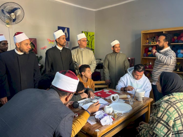 أوقاف السويس تشارك ذوي الهمم أنشطتهم الإبداعية في زيارة تفاعلية لجمعية الصفاء