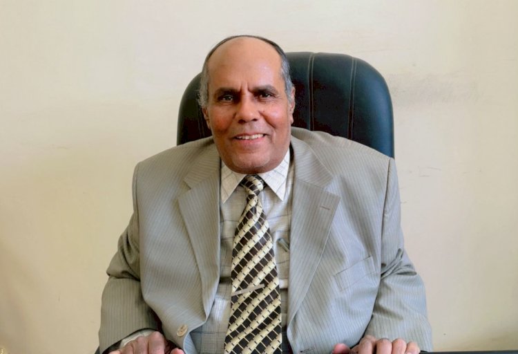 الشاعر الدكتور مصطفي رجب يكتب:محمد خلف الله أحمد مؤسس معهد البحوث العربية بالقاهرة