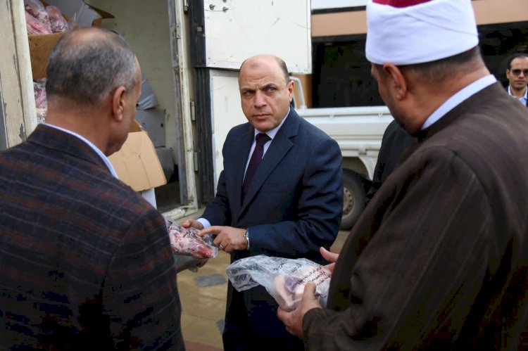 الأوقاف توزّع ثمانية أطنان من لحوم صكوك الأضاحي باربعة محافظات