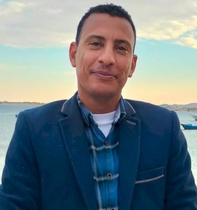 بـروفـايـل  يكتبه بهاء الدين حسن : طه الشريف ...  رحلة البحث عن الهوية