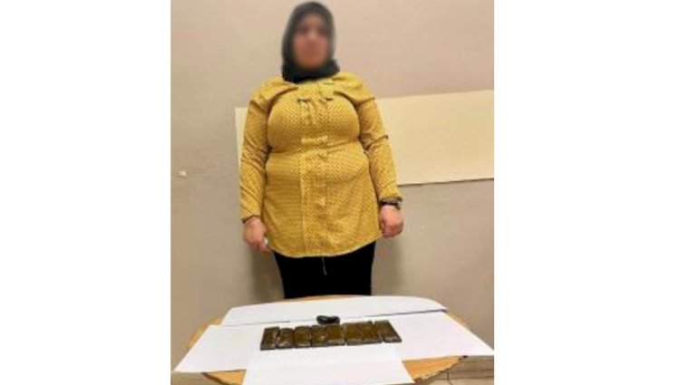 ضبط ربة منزل بحوزتها مخدرات بميناء القاهرة الجوى
