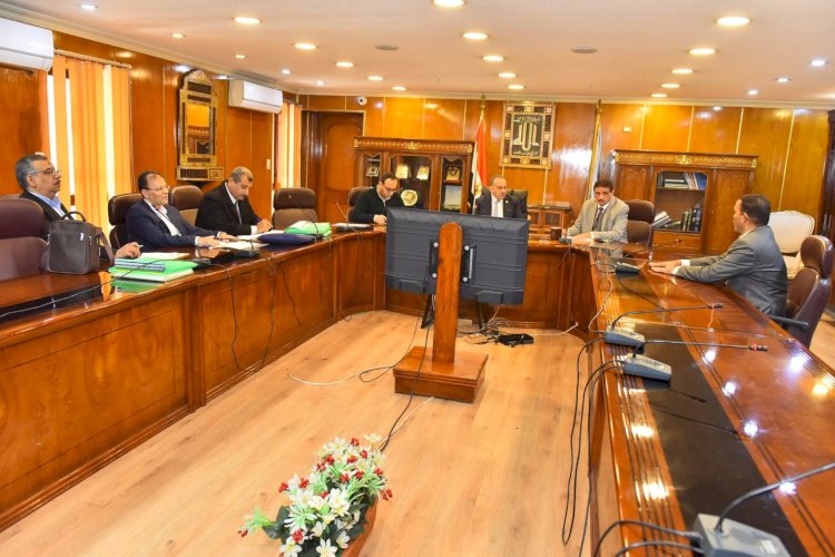 محافظ أسيوط يترأس اختبارات اختيار قيادات جديدة بمديرية الزراعة