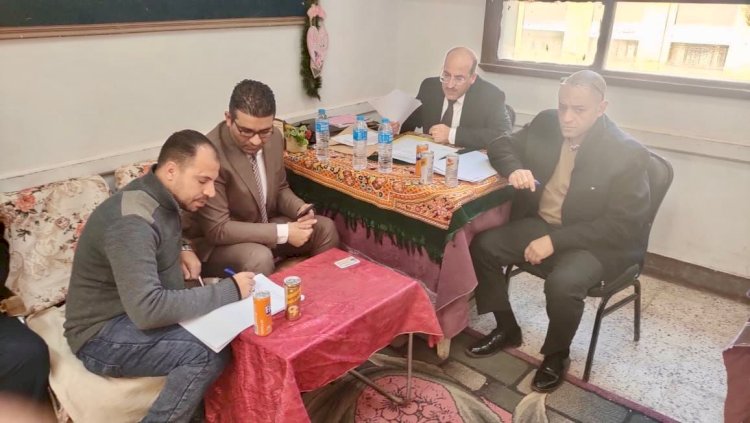 النيابة الإدارية بأسيوط الجديدة تجري معاينة لمقر إحدى المدارس الابتدائية