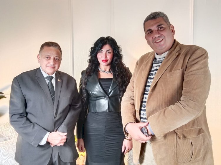 رئيس الحزب الاتحادي الدبمقراطي:نقف علي مسافة واحدة من كل الاشقاء بالسودان