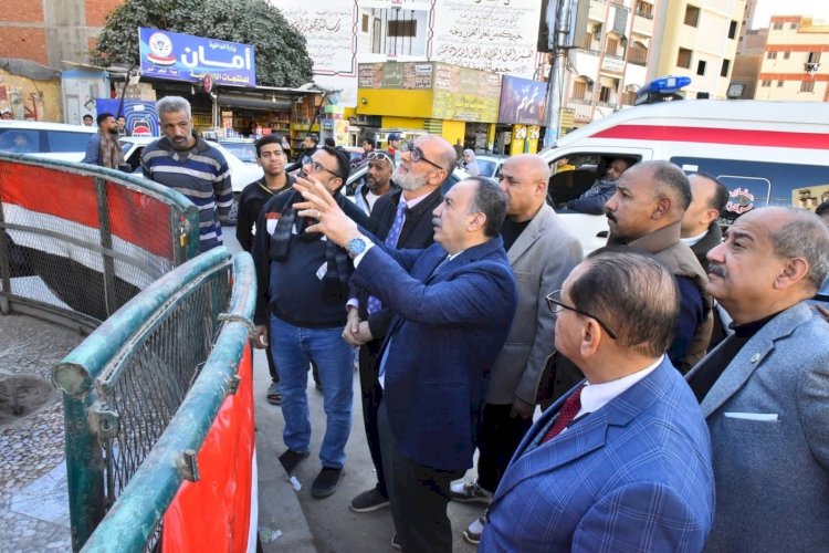 محافظ أسيوط يتابع تطوير ميدان القرآن الكريم بحي غرب