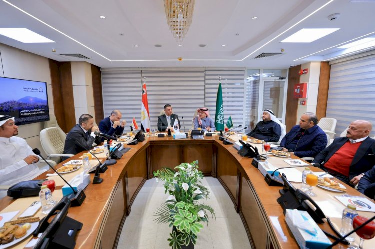 التضامن  تبحث مع شركتي بشرى الضيافة والدار البيضاء  استعدادات موسم الحج