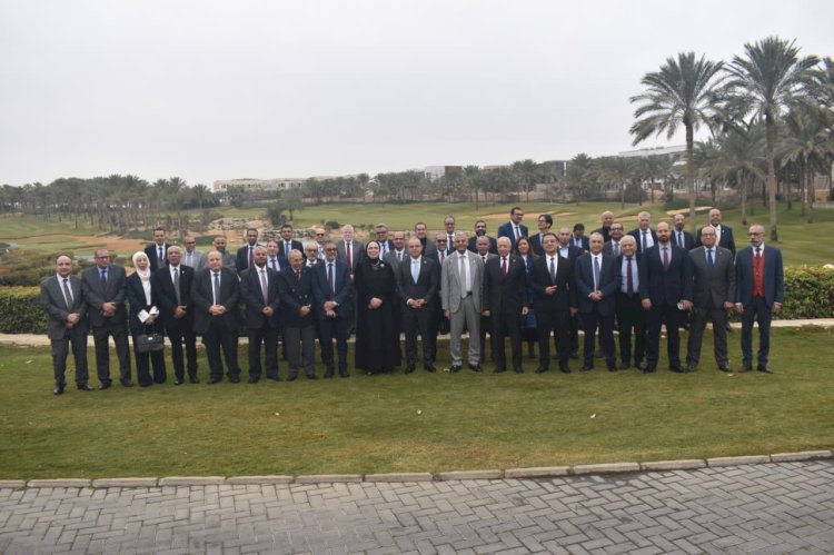 رئيس الهيئة العامة للرقابة المالية يشارك في الإفطار السنوي لاتحاد شركات التأمين