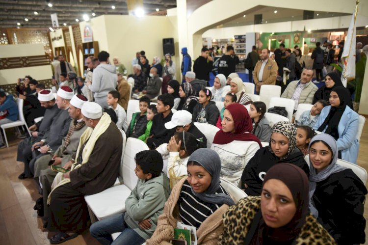 إقبال كبير على ندوة «تاريخك يصنع حاضرك» للأطفال بمعرض الكتاب