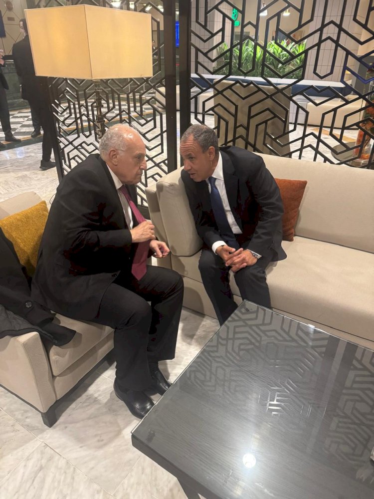 وزير الخارجية يلتقي وزير الدولة وزير الشؤون الخارجية الجزائري