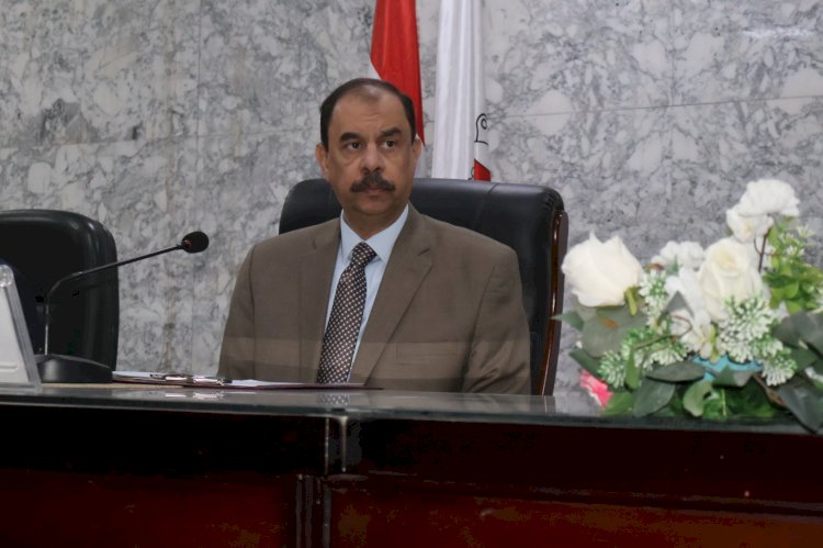 محافظ سوهاج يناقش اختيار أماكن إقامة الشوادر استعدادا لاستقبال شهر رمضان