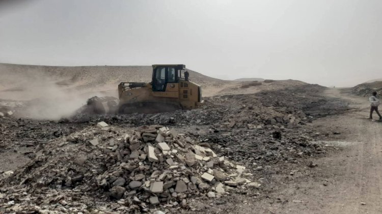 استجابة للأهالي.. محافظ قنا يوجه بإنهاء شكوى أهالي "الترامسة"من المدفن الصحي