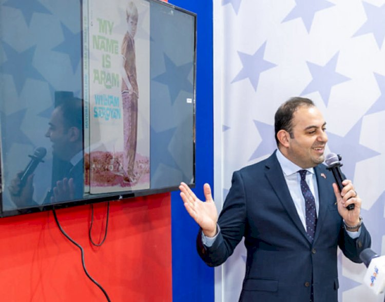 القائم بأعمال نائب رئيس البعثة الأمريكية: معرض الكتاب منصة مهمة لتعزيز العلاقات الثقافية مع مصر