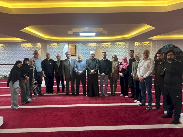 موفد وزارة الأوقاف المصرية بفنزويلا يلقي محاضرة عن عظمة مصر