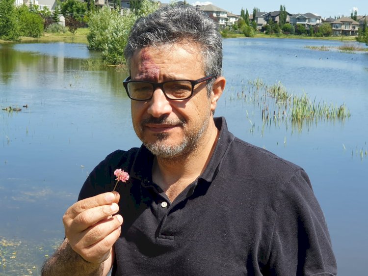  مصطفى علي عمار يحاور الكاتب السوري الكندي أدهم سراي   