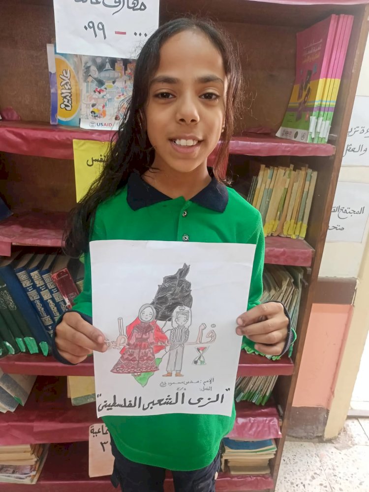 سندس محمود تحصد المركز الأول بمديرية قنا التعليمية في مسابقة القراءة الحرة