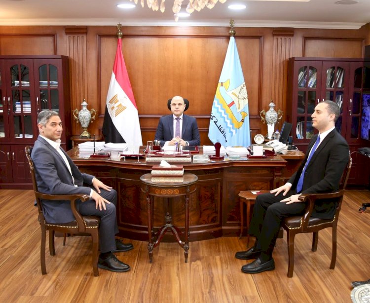 محافظ كفرالشيخ يبحث وبنك الطعام المصري توسيع  الدعم للأسر الأولى بالرعاية