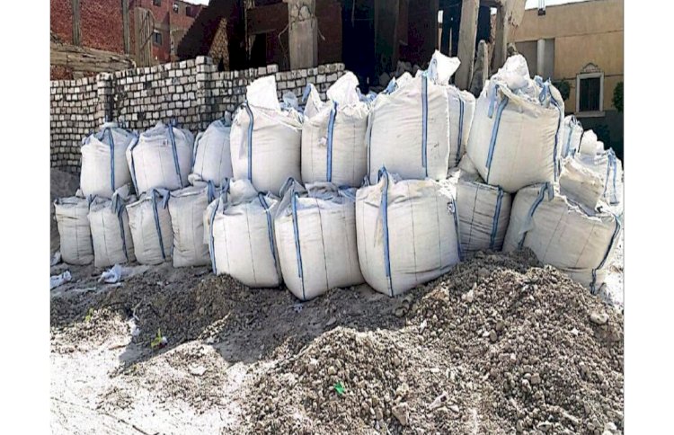 ضبط مصنع "بدون ترخيص" لإنتاج  الأسمدة المغشوشة بالقليوبية