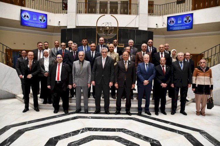 رئيس جامعة كفر الشيخ يشارك في اجتماع المجلس الأعلى لشئون التعليم بجامعة العاصمة