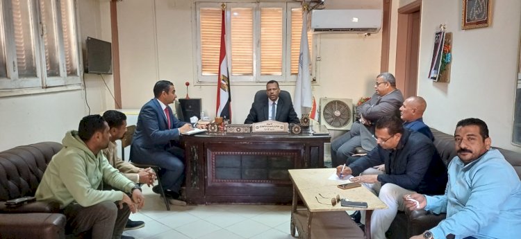 ننشر تفاصيل اجتماع مدير عام تعليم أبوتشت مع أعضاء المتابعة