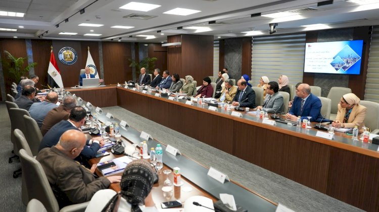 وزير البترول  يرأس الجمعية العامة لشركة  " ميدور "