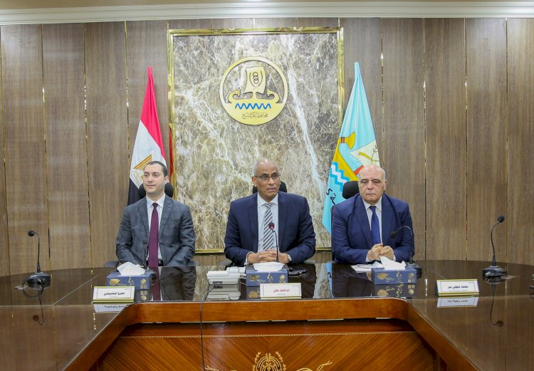 محافظ كفرالشيخ يلتقي الصحفيين والإعلاميين عقب توليه مهام منصبه