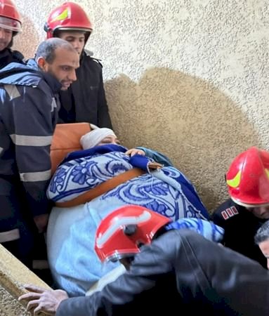 الاجهزة الامنية تستجيب لنقل مريضة للمستشفي