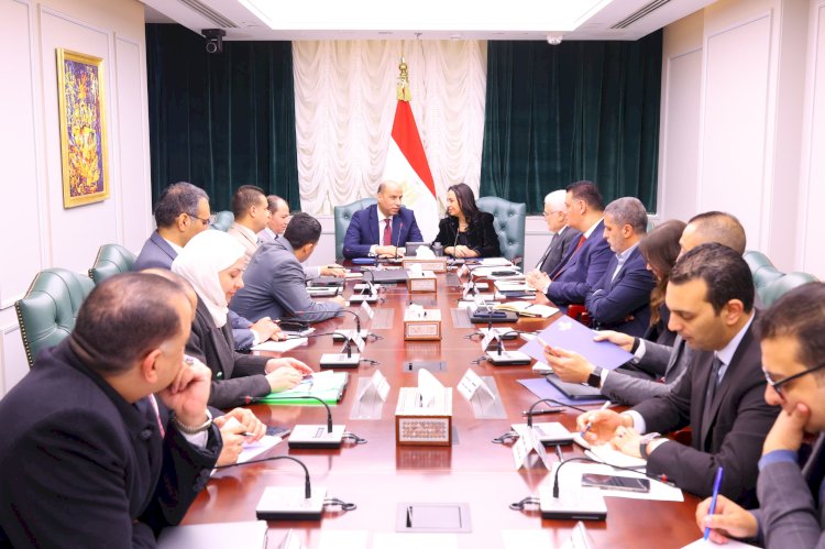 وزيرا التضامن والعمل يبحثان عدد من الملفات المشتركة بين الوزارتين