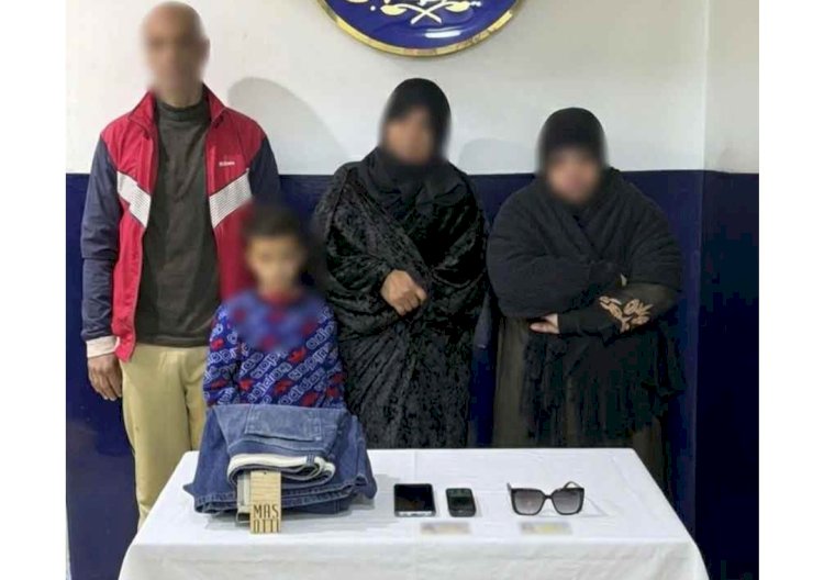 نكشف فيديو سرقة بضائع من داخل محل تجارى بدمياط