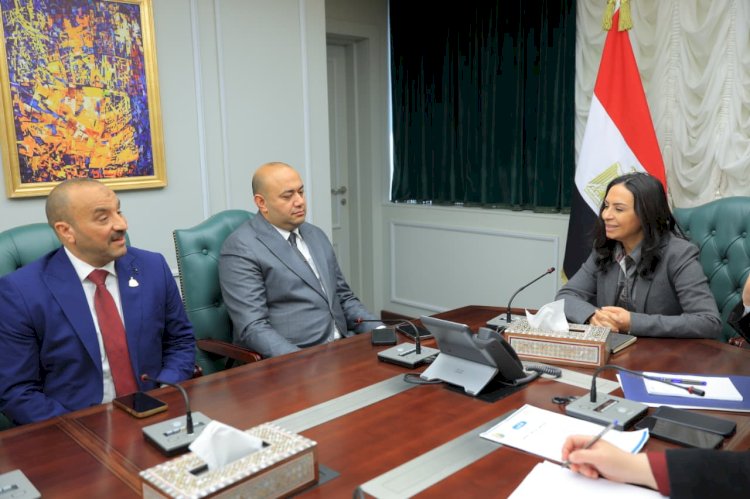 وزيرة التضامن تواصل لقاء أعضاء مجلس النواب