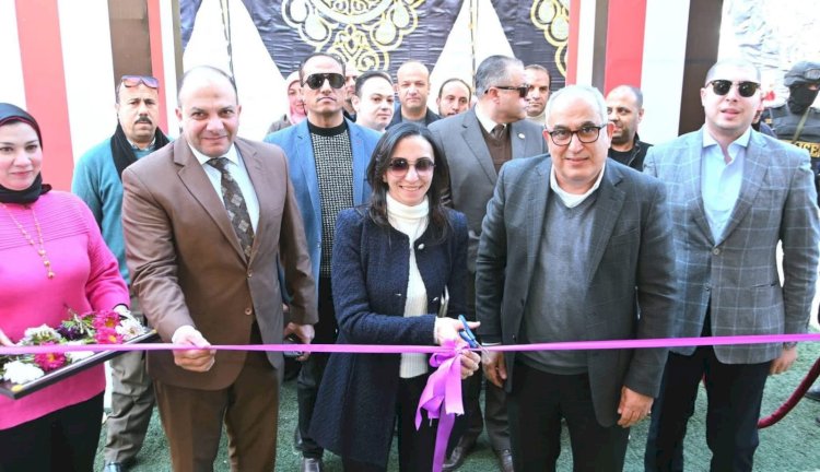 محافظ البحيرة يفتتح عيادتي التأمين الصحي بكوم حماده وبدر