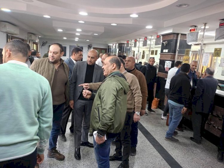 رئيس جهاز الشروق: يتفقد المركز التكنولوجي و يستمع لمطالب المواطنين