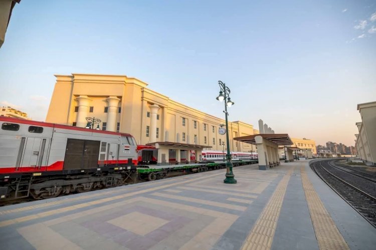 كيفية حجز تذاكر القطارات ووسائل الدفع المختلفة تيسيرا على جمهور الركاب