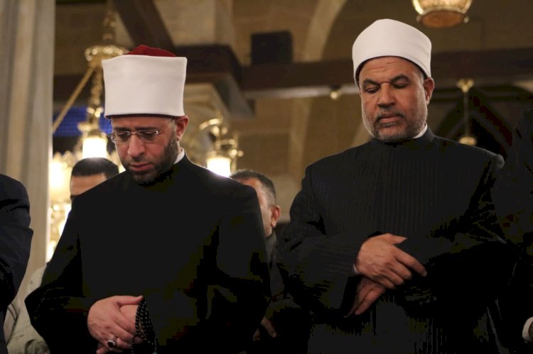 نجوم «دولة التلاوة» يواصلون إحياء الليلة السابعة عشرة من رمضان في المساجد الكبرى