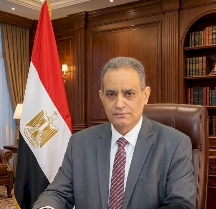 وكيل تعليم بني سويف يوجه بتخصيص فقرة في الإذاعة المدرسية لتاريخ المحافظة