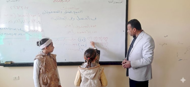 جولة مفاجئة لمدير تعليم أبوتشت لتأكيد الانضباط ومهارات القراءة والكتابة