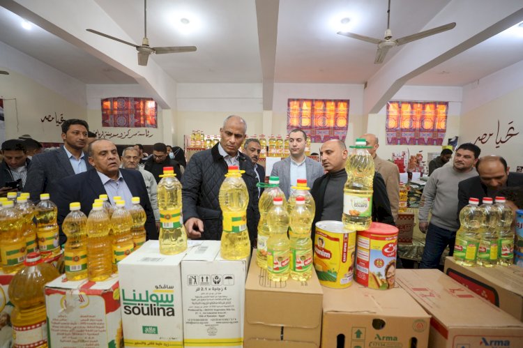 محافظ كفرالشيخ يتفقد معرض «أهلًا رمضان» بالرياض