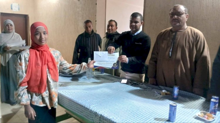 علاء عبدالحفيظ يشهد حفل تكريم حفظة القرآن الكريم بمركز شباب الرياينة بالاقصر