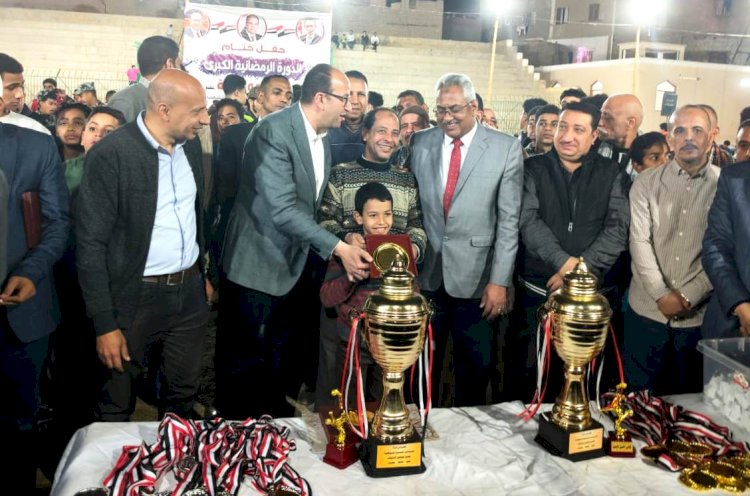 نائب محافظ سوهاج يشهد ختام " الدورة الرمضانية الكبرى" للشعب الجمهوري بطهطا